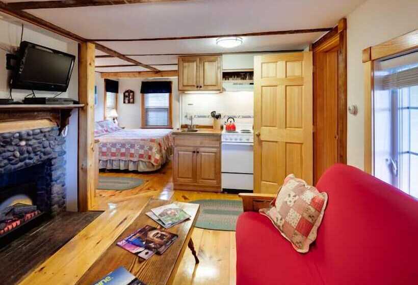 הוסטל Beach Cottage Inn