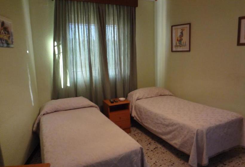 פנסיון Hostal San Pedro