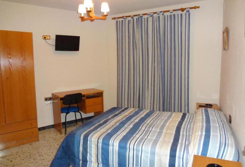 פנסיון Hostal San Pedro