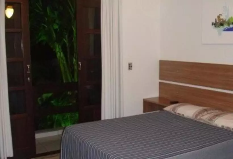 پانسیون Pousada Guaruja