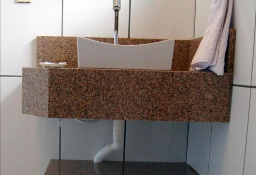 پانسیون Pousada Guaruja