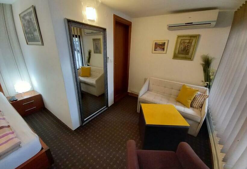 پانسیون Prenociste Zan