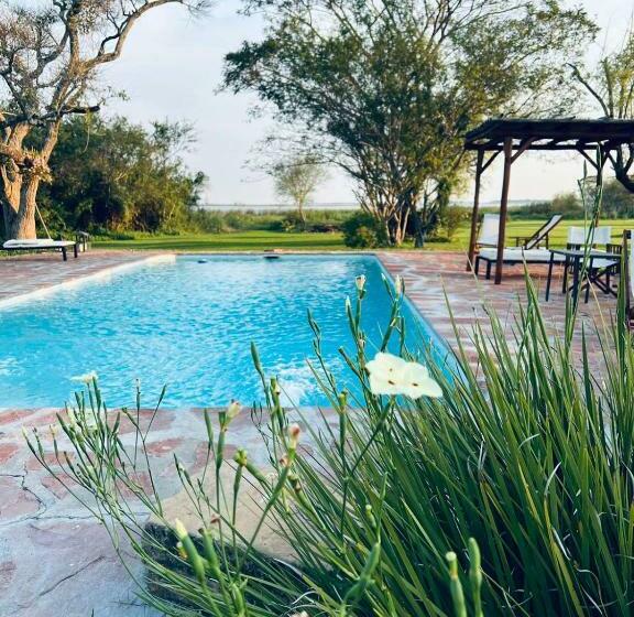 הוסטל Aguapé Lodge