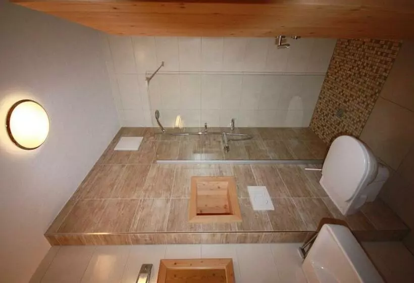 Retkeilymaja Landgasthof Kirchenwirt