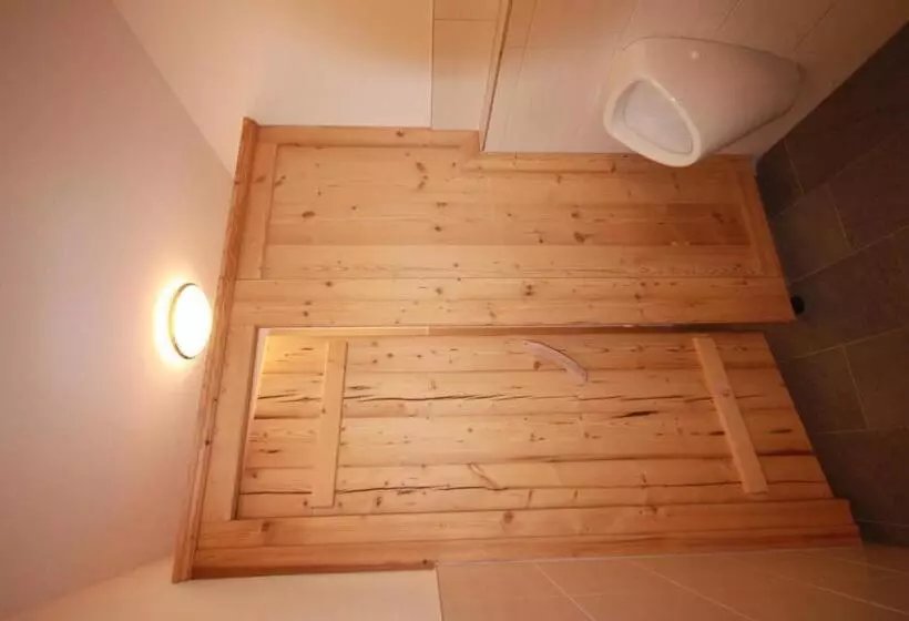 Retkeilymaja Landgasthof Kirchenwirt