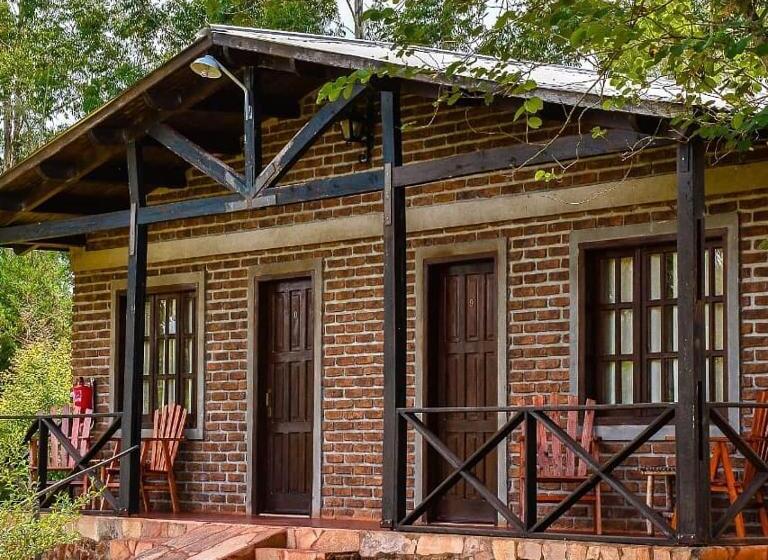 הוסטל Las Azaleas