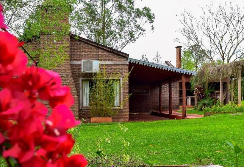 הוסטל Las Azaleas