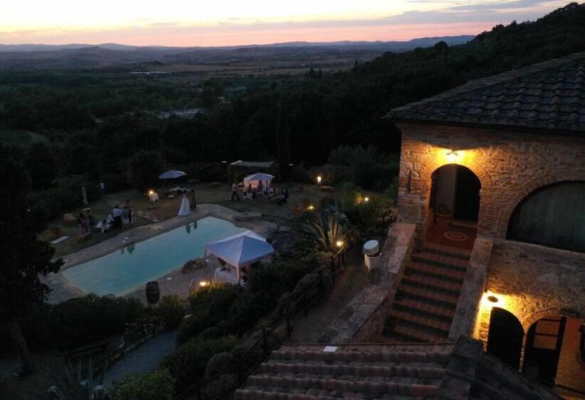 ホテル Agriturismo Scannano