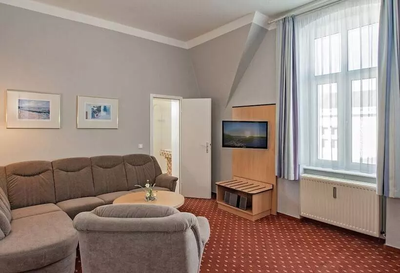 هتل Strandvilla Imperator