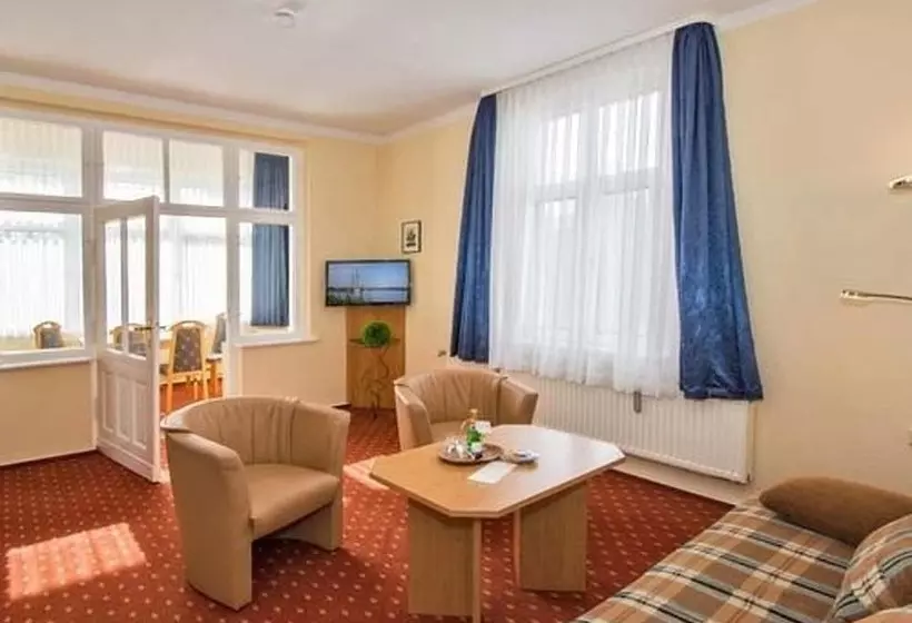 هتل Strandvilla Imperator