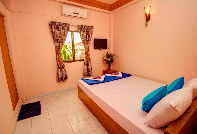 پانسیون #10 Lakeside Guesthouse