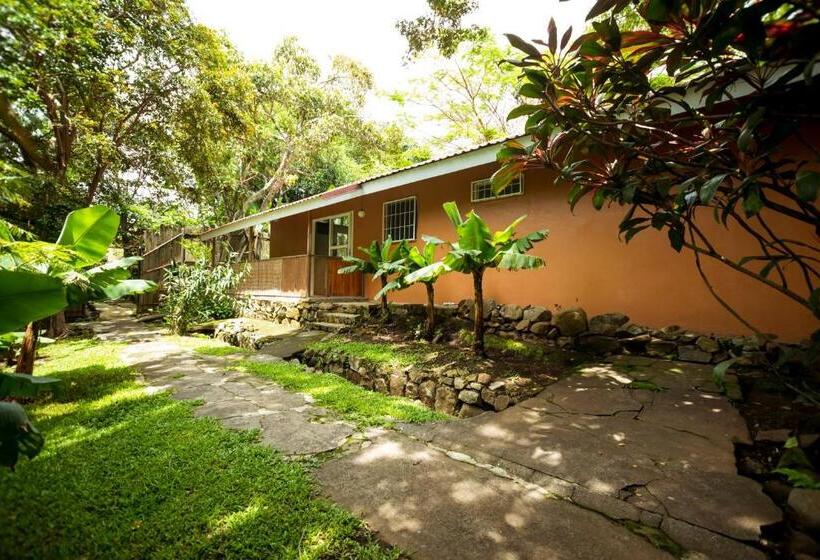 膳宿费 Casa De Piedra Escazú