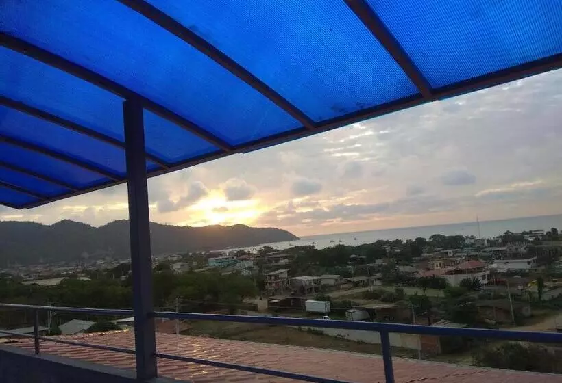 ペンション Hostal Alcazaba