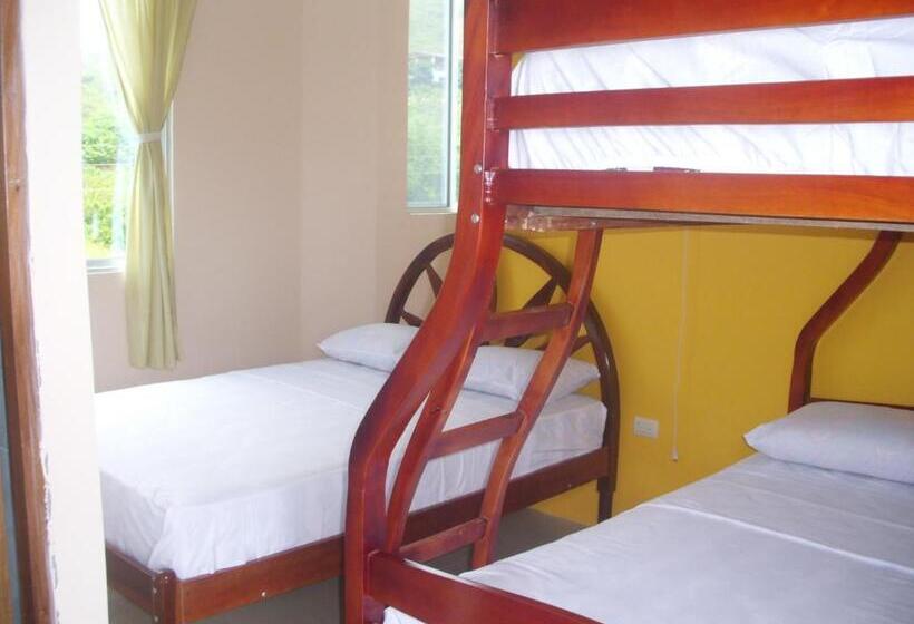 Panzió Hostal Alcazaba