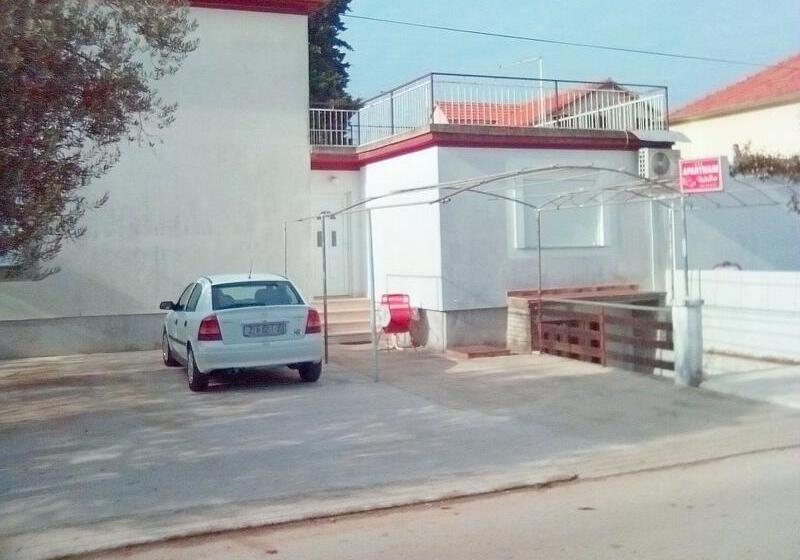 酒店 Apartments Danijel