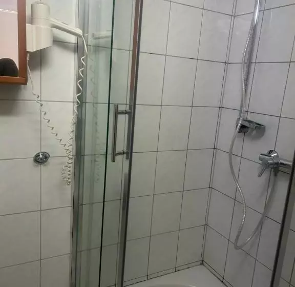 Retkeilymaja Gasthof Zur Post
