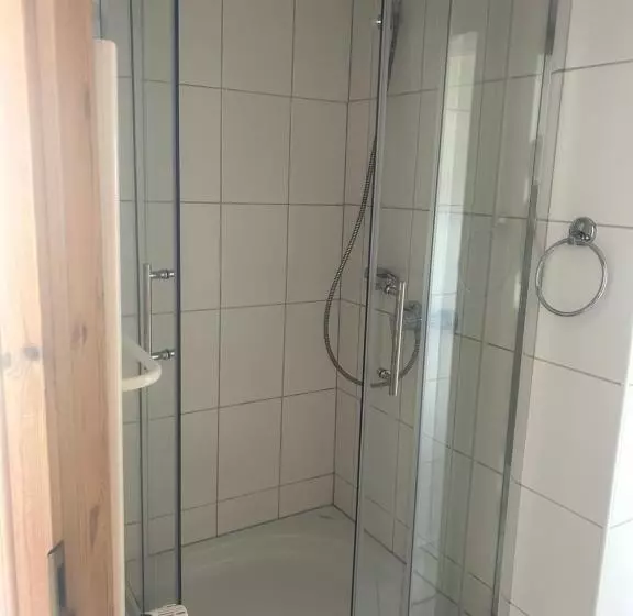 Retkeilymaja Gasthof Zur Post