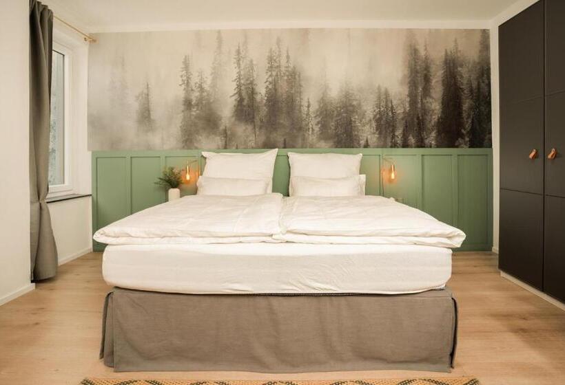 Hirschenhof Apartments