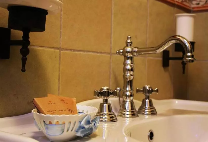 ホテル Agriturismo L'infinito