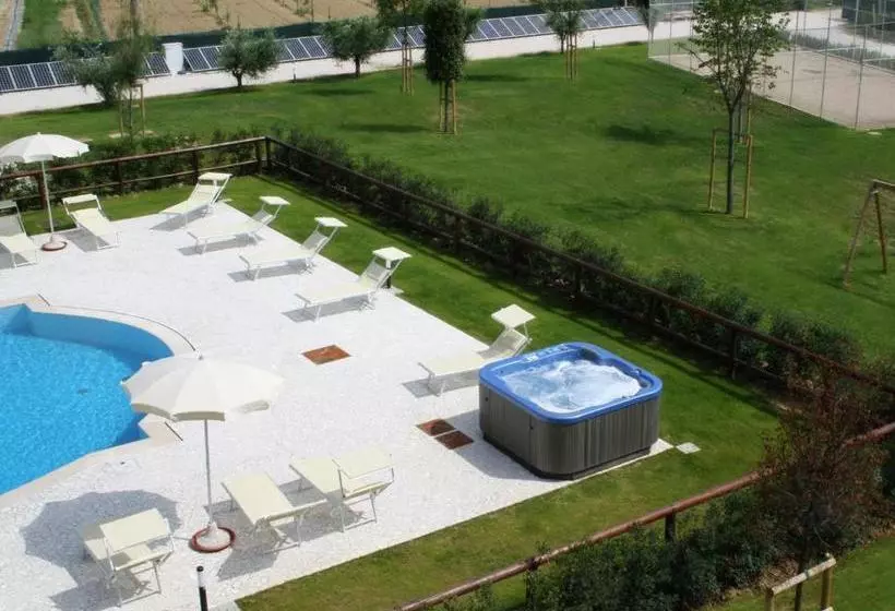 ホテル Agriturismo L'infinito