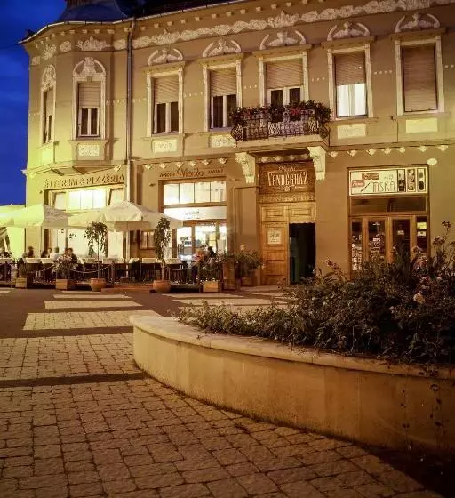 La Pergola & Prestige Panzió