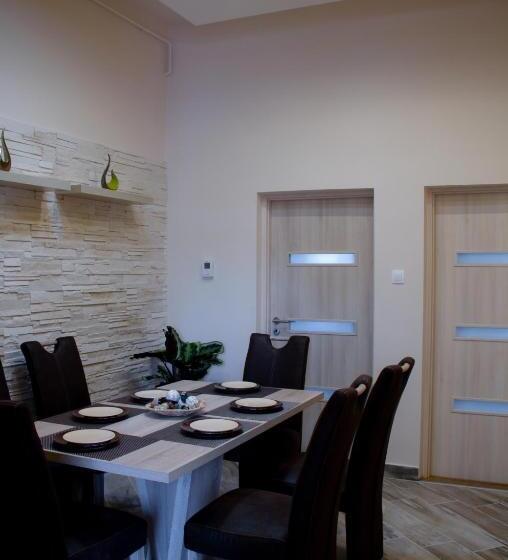 La Pergola & Prestige Panzió