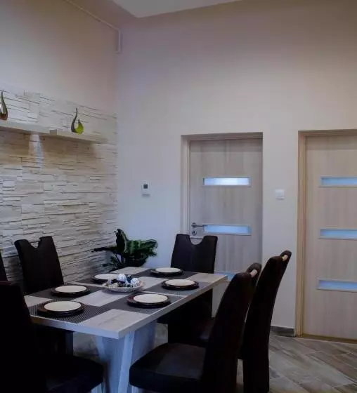 La Pergola & Prestige Panzió