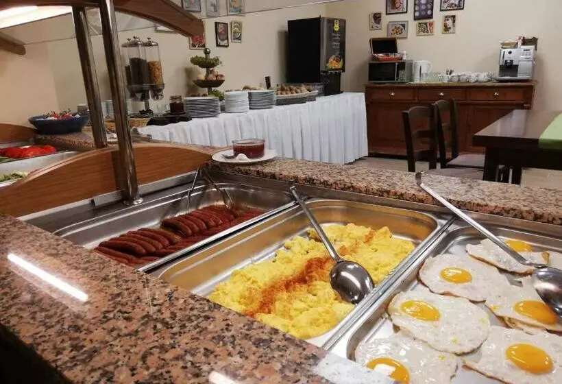 La Pergola & Prestige Panzió