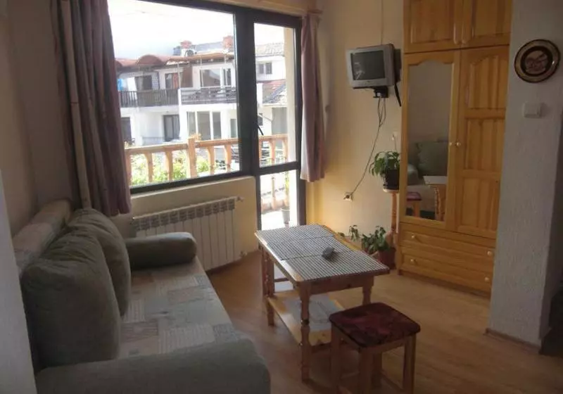 ペンション Guest House Antoaneta