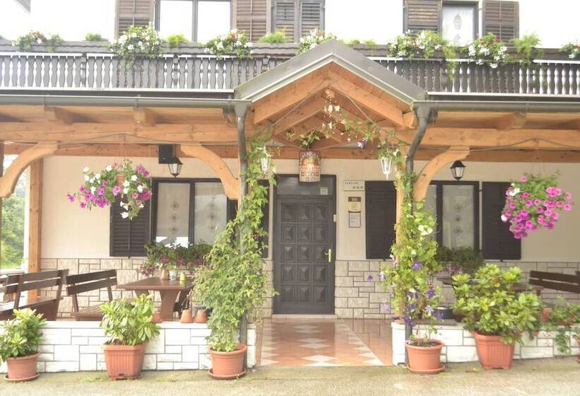 پانسیون Guest House Kmečki Hram Fortuna