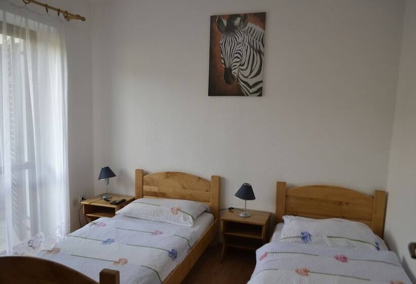 پانسیون Guest House Kmečki Hram Fortuna