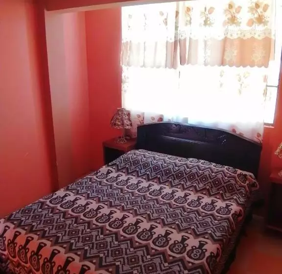 پانسیون Hostal Puerto Alegre