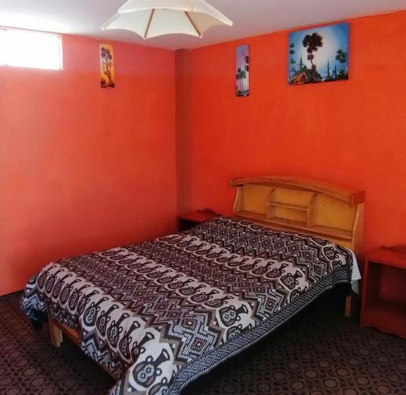 پانسیون Hostal Puerto Alegre