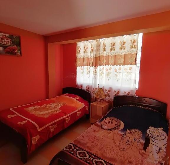 پانسیون Hostal Puerto Alegre