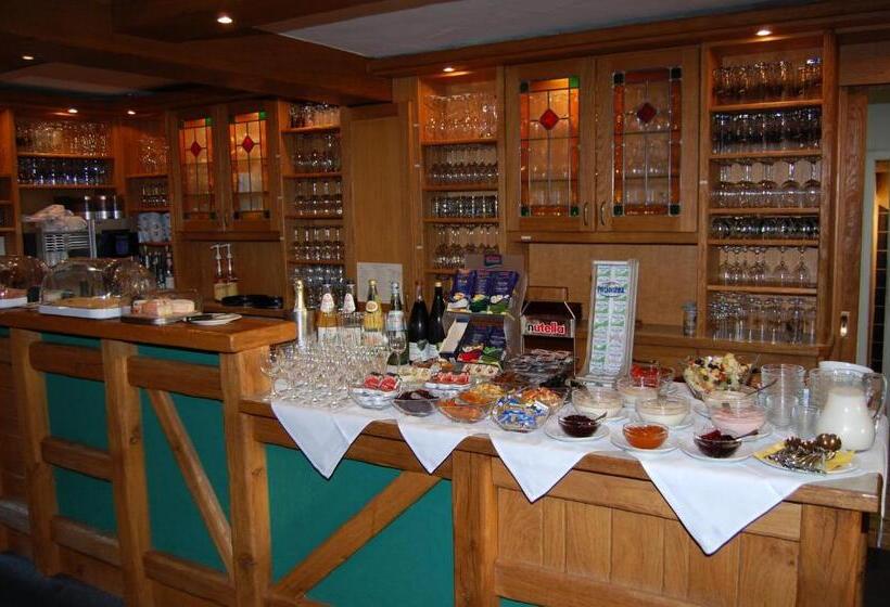 펜션 Landgasthof Jägerstübchen