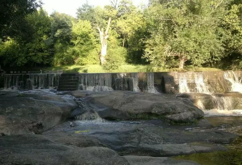 Retkeilymaja Hosteria Sans Souci