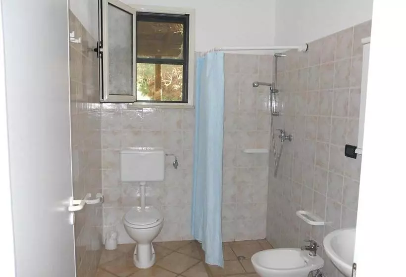 Hotelli Agriturismo Specchiarussa