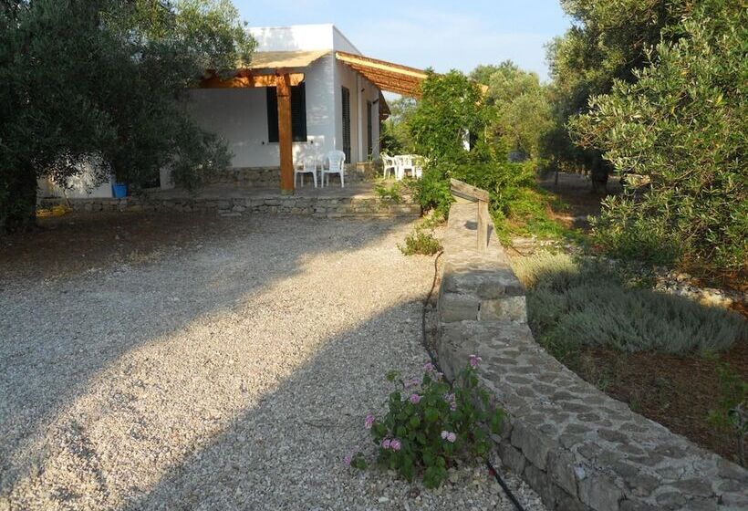 Отель Agriturismo Specchiarussa