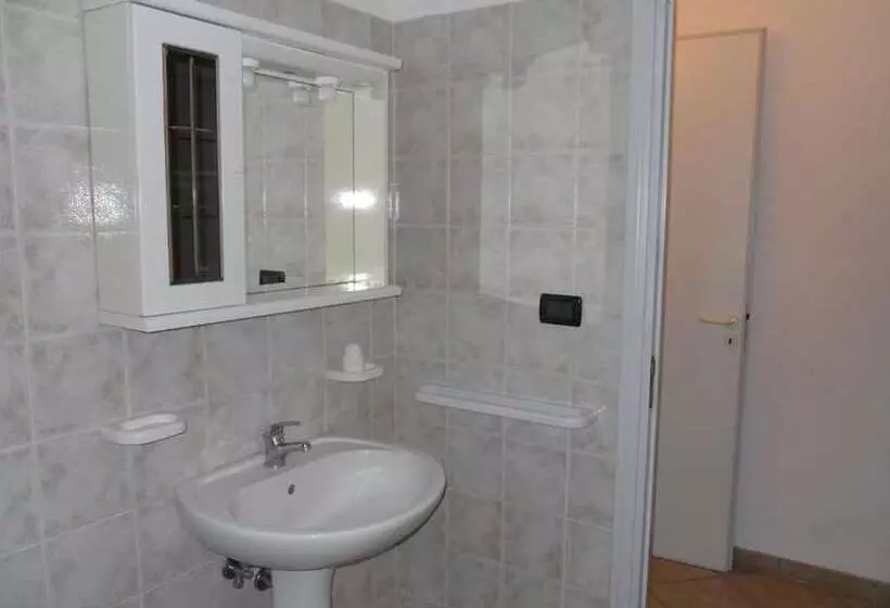 Hotelli Agriturismo Specchiarussa