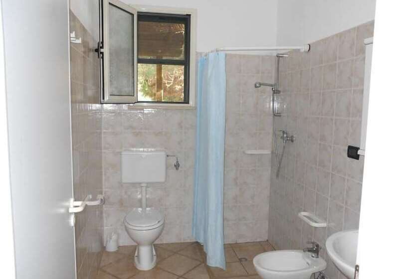 Отель Agriturismo Specchiarussa