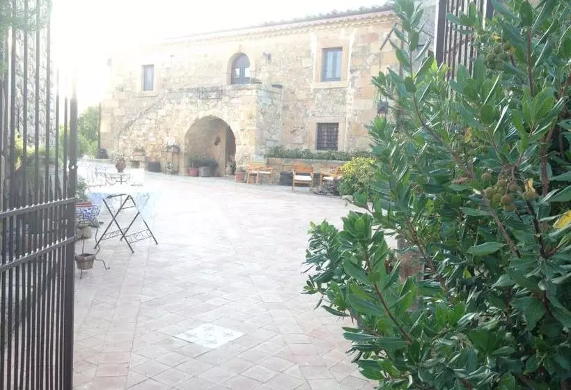 ホテル Le Querce Di Cota