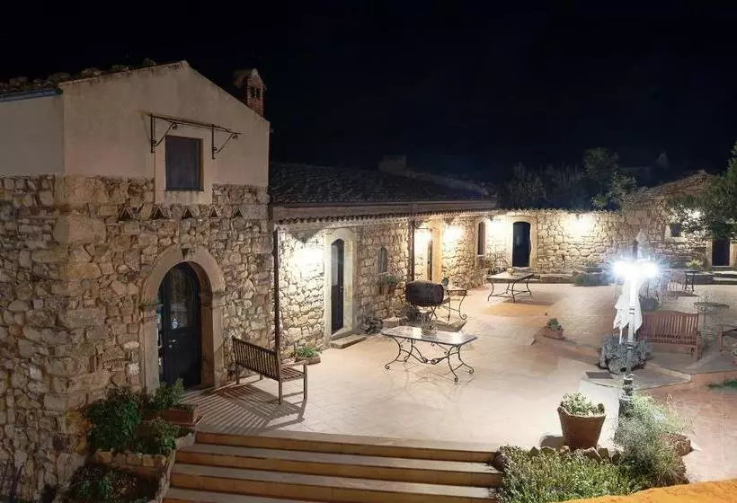 ホテル Le Querce Di Cota