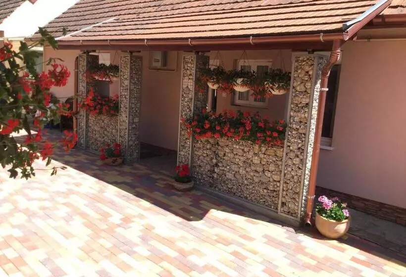 Majatalo Jarmila Vendégház