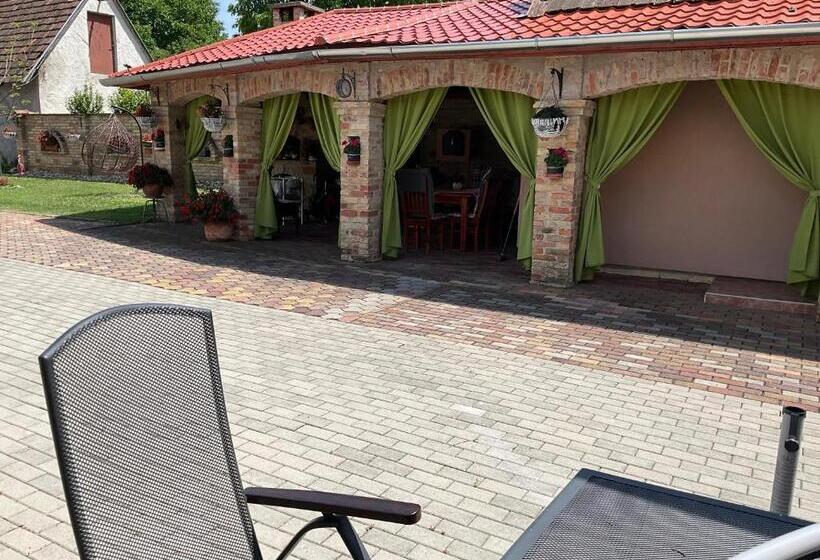 Пансион Jarmila Vendégház