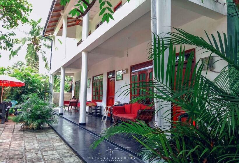 Pensione Takeshi Inn