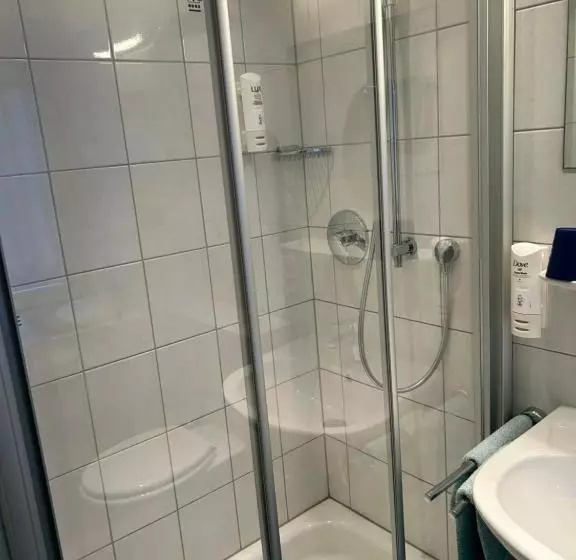 Retkeilymaja Gasthof Wildschönauer Bahnhof