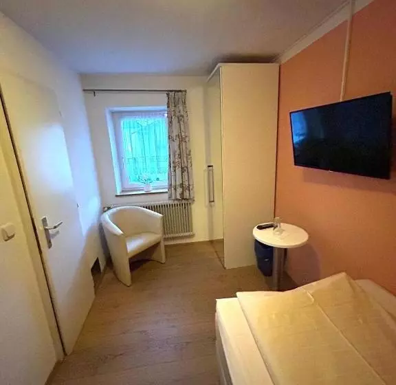 Retkeilymaja Gasthof Wildschönauer Bahnhof