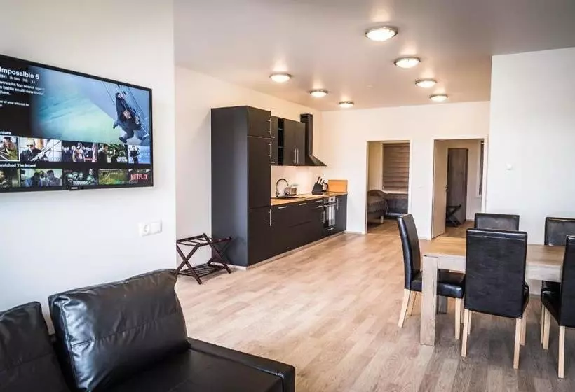 Bakki Apartments & Hostel