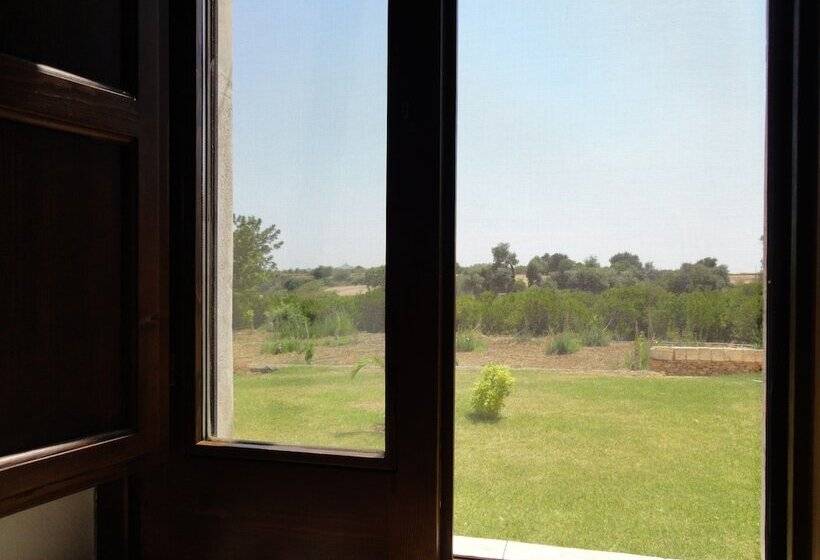 호텔 Agriturismo La Taverna