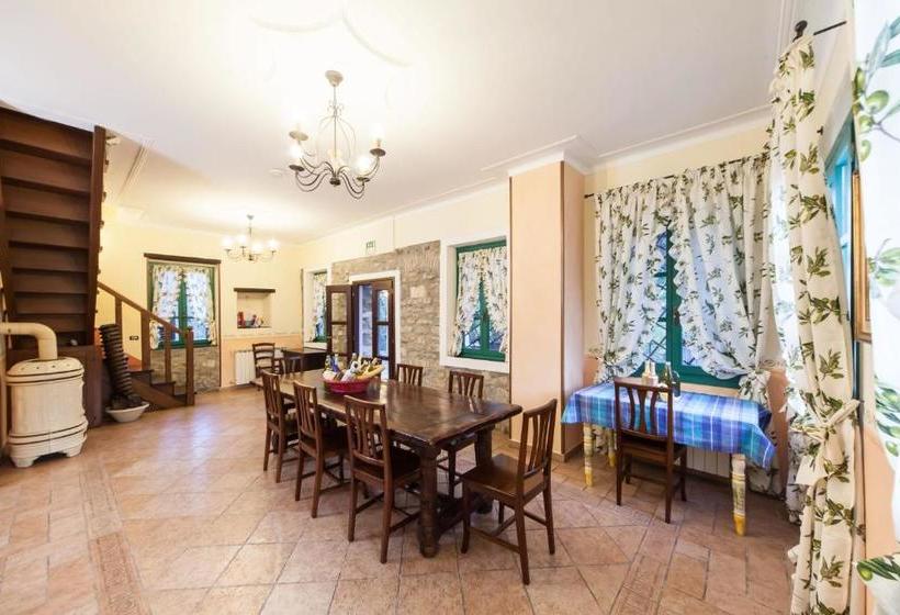 בית מלון כפרי Agriturismo Le Meridiane